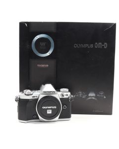 USED Olympus OM-D E-M5 Mark II Digital Mirrorless Camera
