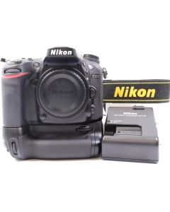 USED Nikon D7200 Digital SLR Camera Body 11K