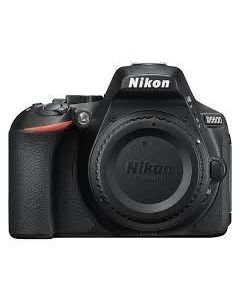 Nikon D5600 DSLR Camera Kit [with AF-S 18-140 VR Lens REFURBISHED