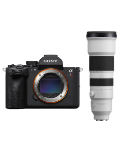 Sony Alpha A7R VI Full Frame Digital Camera With FE 400-800mm f6.3-8 G OSS Lens