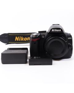 USED Nikon D3000 DSLR Camera Body Only  LN