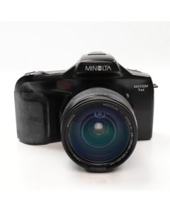 USED Minolta Dynax 7xi 35mm Film Camera 28-105mm Zoom Lens