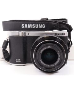 Samsung NX3000 / 20-50mm f/3.5-5.6 Zoom Lens-VM 9322 LN-